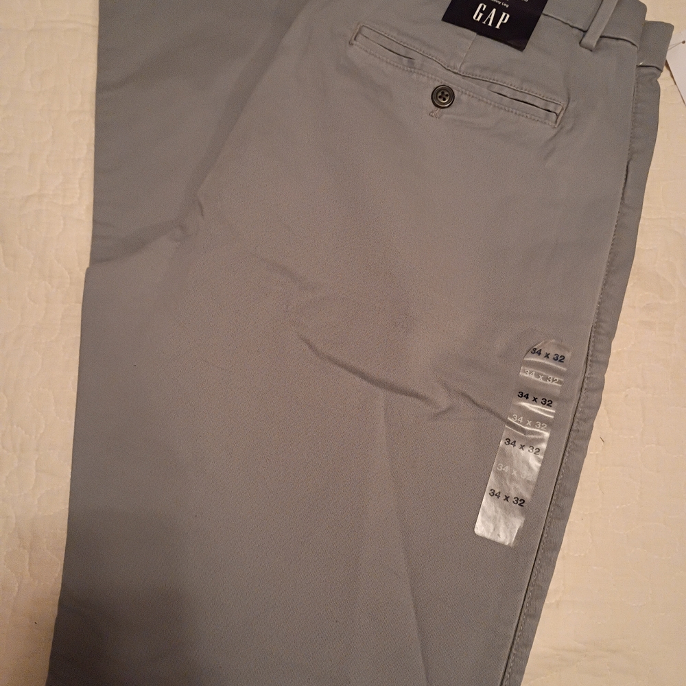 GAP Men's Gray Pants - 34 X 32 NWT